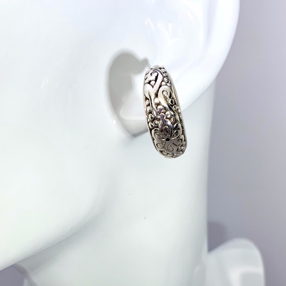 MAGNOLIA 925 STERLING SILVER HOOPS EARRINGS - Picture 4 of 8